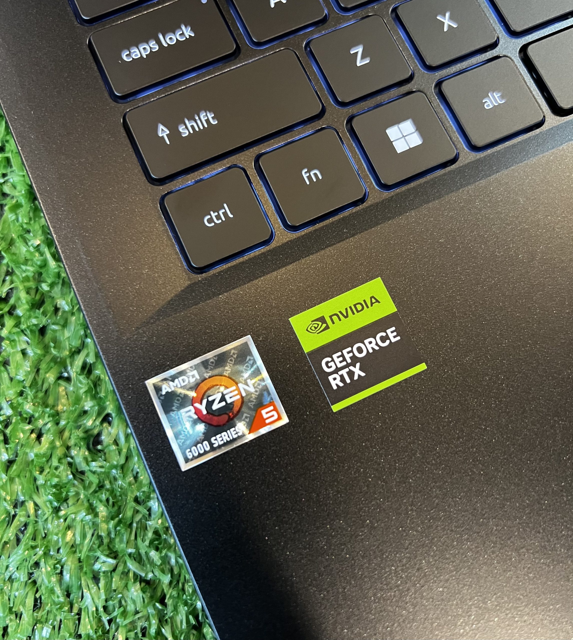 ACER NITRO V15 - Image 2