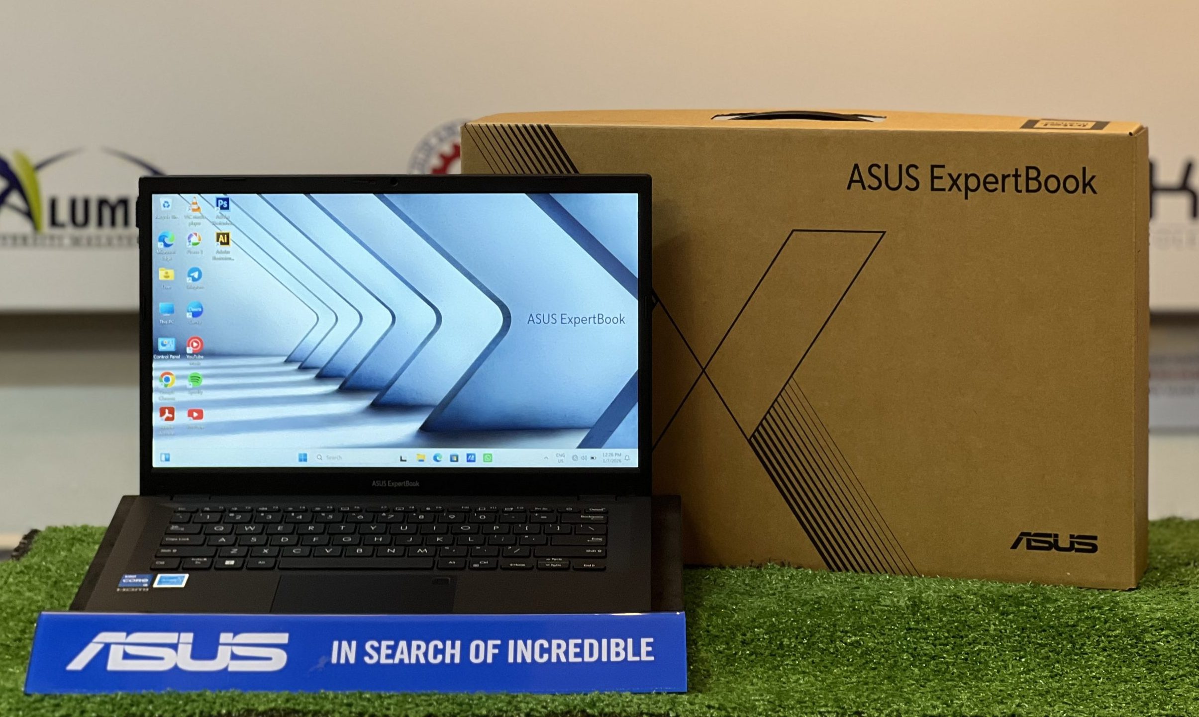 ASUS EXPERTBOOK B1